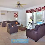 200m To The Coral Bay Strip, Large Pool *