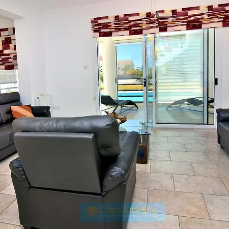 200m To The Coral Bay Strip, Large Pool Villa *