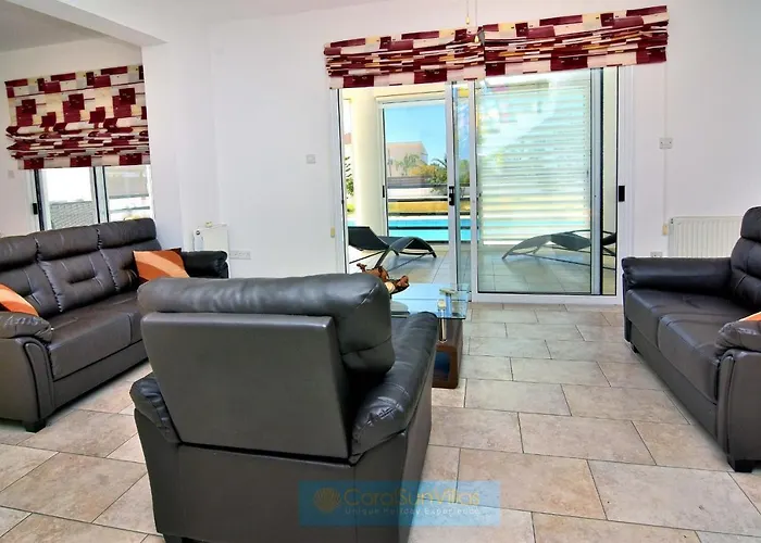 200m To The Coral Bay Strip, Large Pool Βίλα *