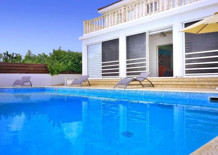 200m To The Coral Bay Strip, Large Pool