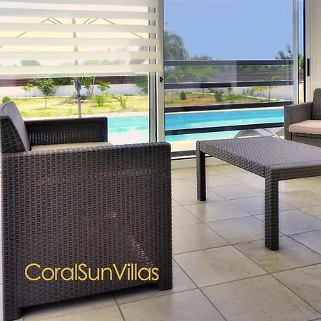 200m To The Coral Bay Strip, Large Pool Βίλα *