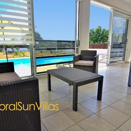 200m To The Coral Bay Strip, Large Pool