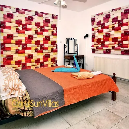 Villa 200m To The Coral Bay Strip, Large Pool Peyia