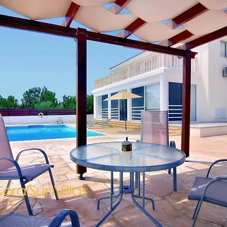 Villa 200m To The Coral Bay Strip, Large Pool